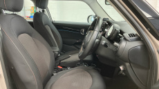 MINI Hatchback 1.5 Cooper Classic 5dr Auto Petrol Hatchback